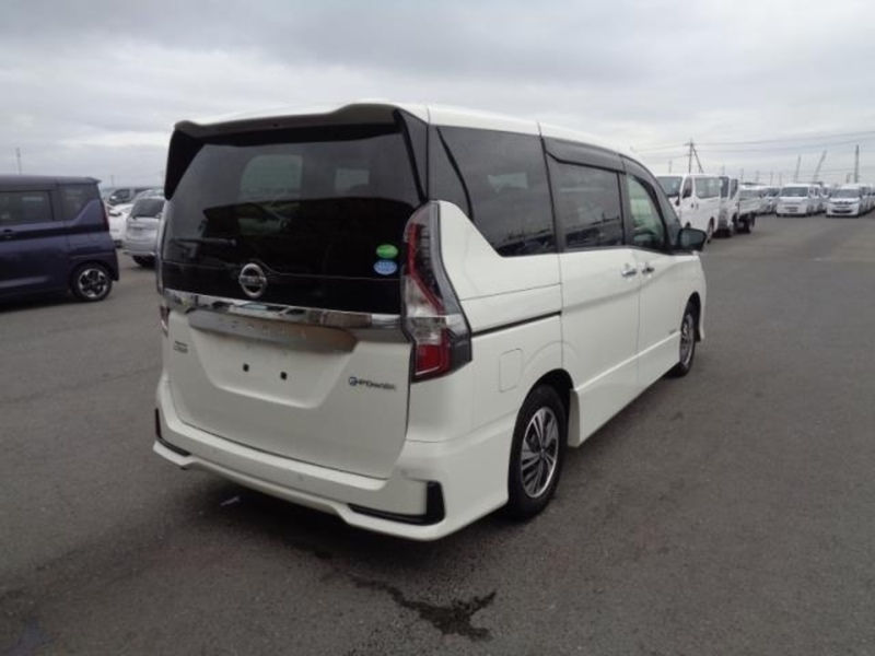 Nissan Serena E Power Highway Star V - U11549