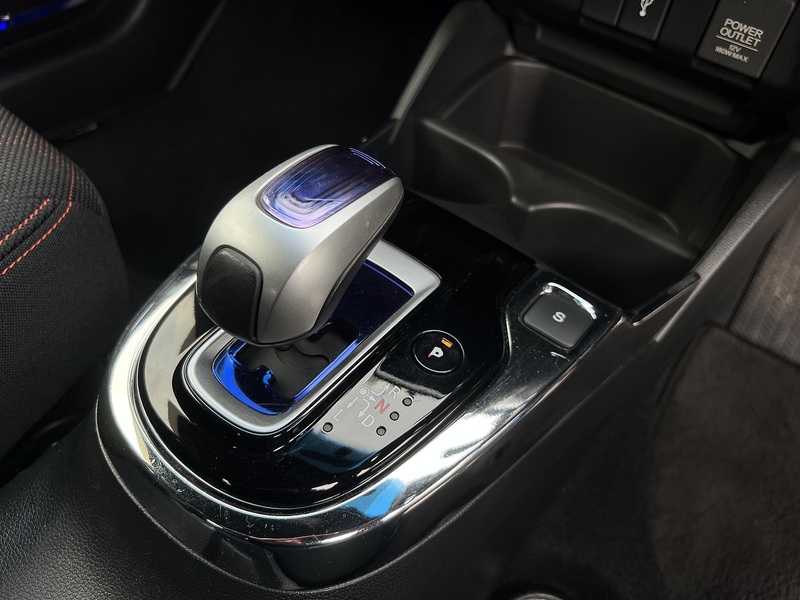 Honda Fit Hybrid S Package - U11550