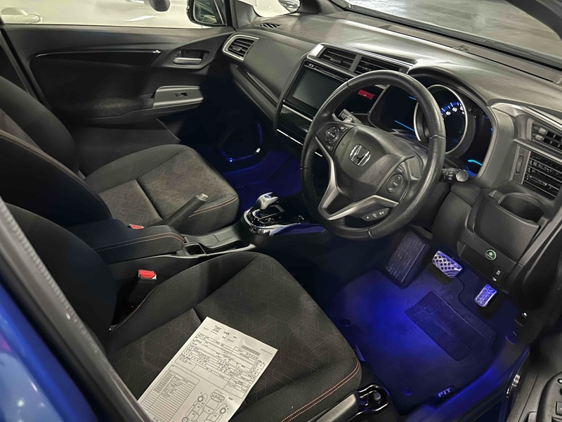 Honda Fit Hybrid S Package - U11550