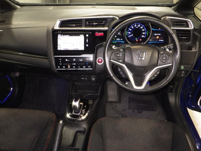 Honda Fit Hybrid S Package - U11550