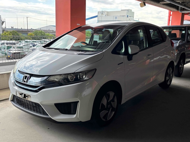 Honda Fit Hybrid L Package - U11551