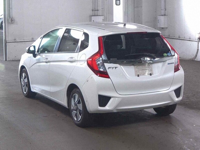 Honda Fit Hybrid L Package - U11551