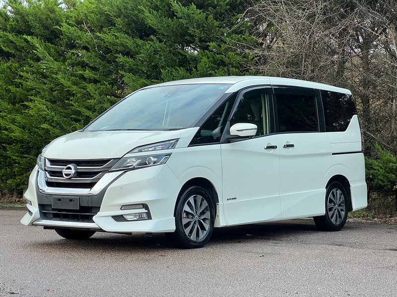 Nissan Serena 5D Highway Star V Selection - U11552