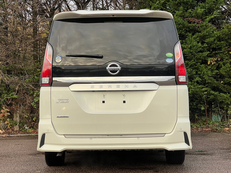 Nissan Serena 5D Highway Star V Selection - U11552