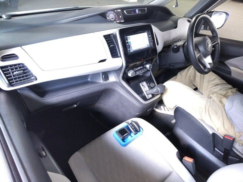 Nissan Serena 5D Highway Star V Selection - U11552