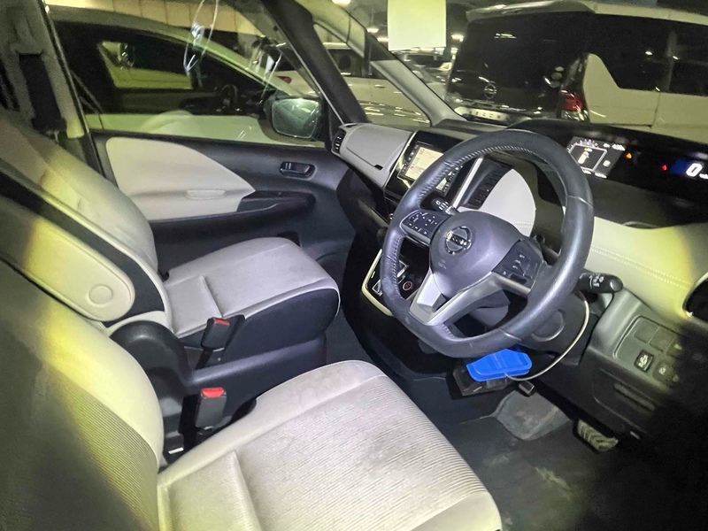 Nissan Serena 5D Highway Star V Selection - U11552