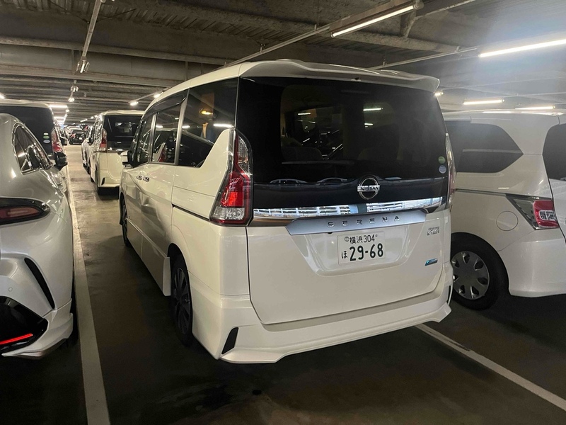 Nissan Serena 5D Highway Star V Selection - U11552
