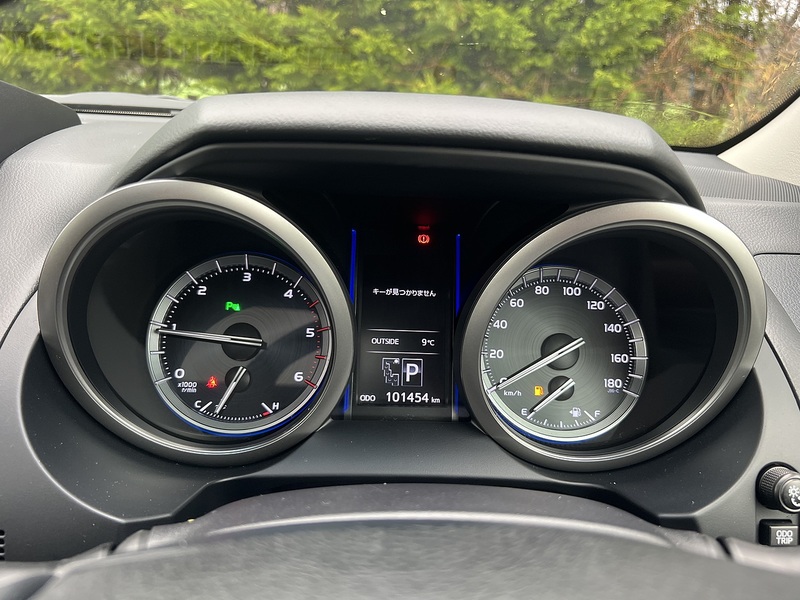 Toyota Land Cruiser Invincible D-4D - U11553