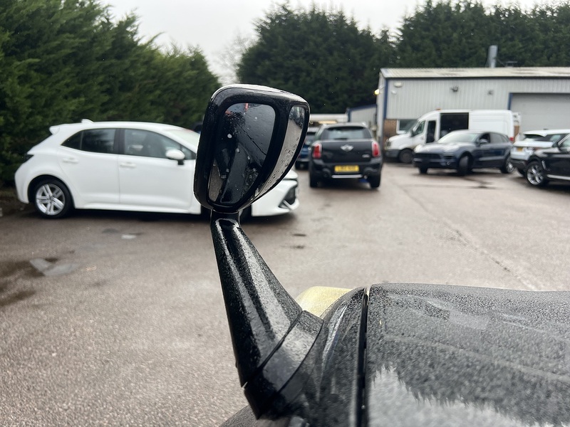 Toyota Land Cruiser Invincible D-4D - U11553