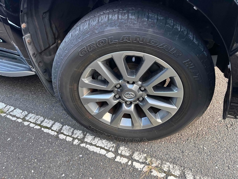 Toyota Land Cruiser Prado TX L Package G Flontier 4WD - U11553