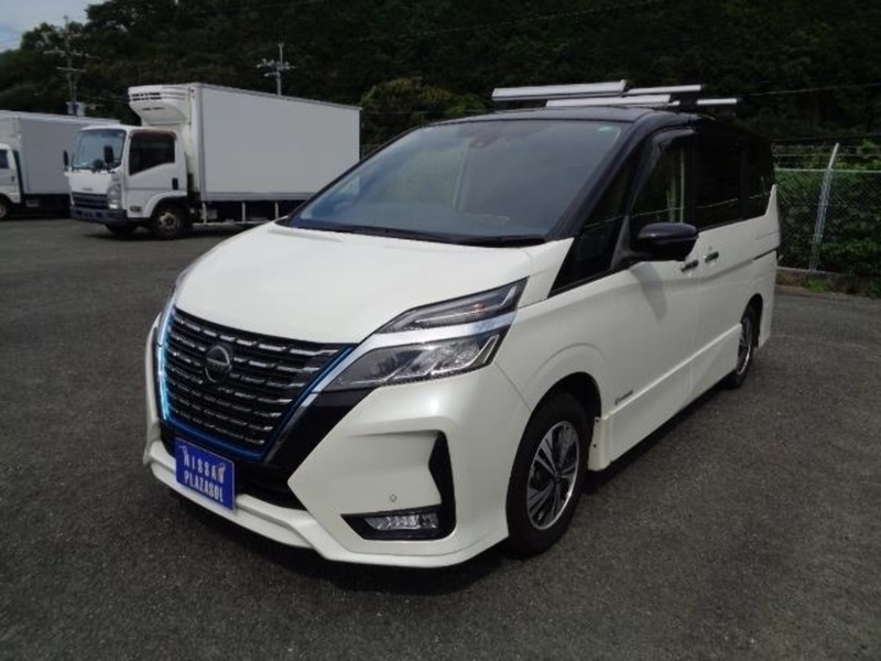 Nissan Serena E-Power Highway Star V - U11554