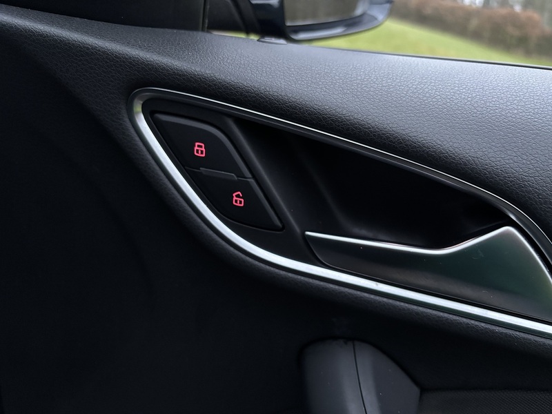 Audi Q3 TFSI Quattro Convinience Pack - U11555