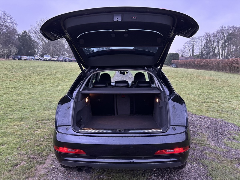 Audi Q3 TFSI Quattro Convinience Pack - U11555