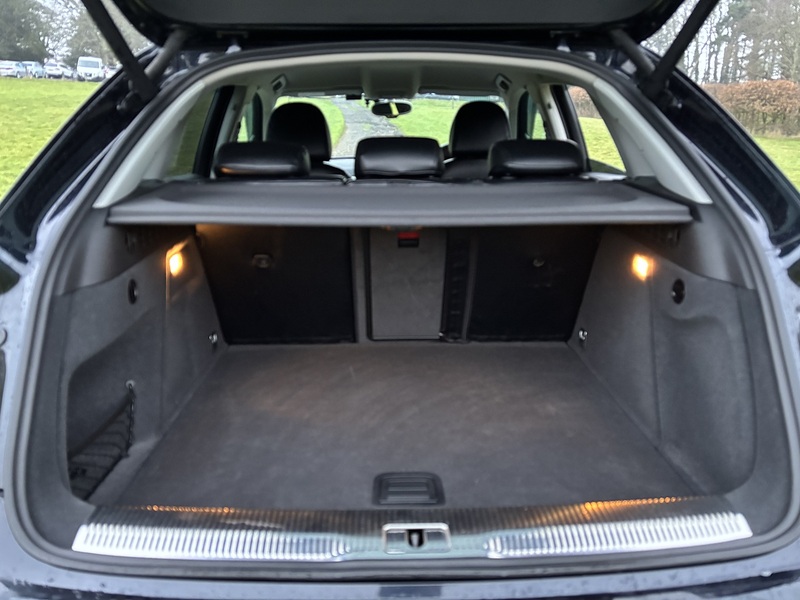 Audi Q3 TFSI Quattro Convinience Pack - U11555