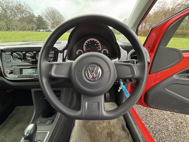 Volkswagen Up Move Up - U11558