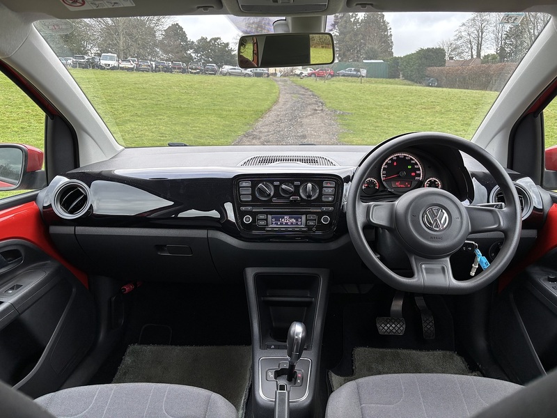 Volkswagen Up Move Up - U11558