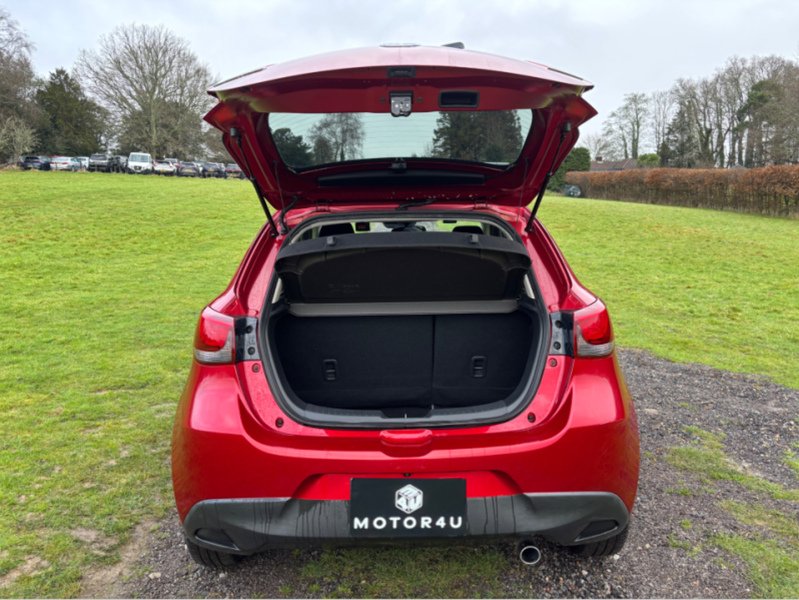 Mazda Demio XD Touring - U11559