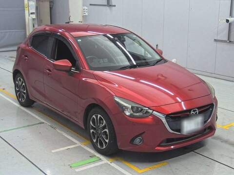 Mazda Demio XD Touring L Package 1.5 Automatic Diesel