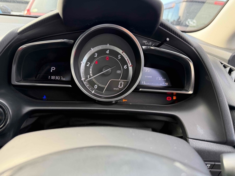 Mazda Demio XD Touring - U11559