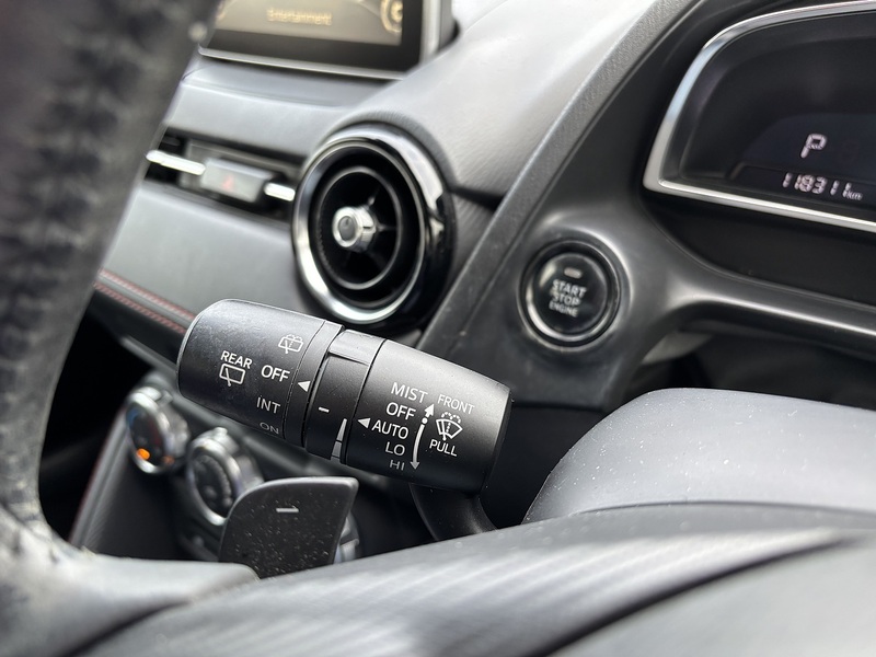 Mazda Demio XD Touring - U11559