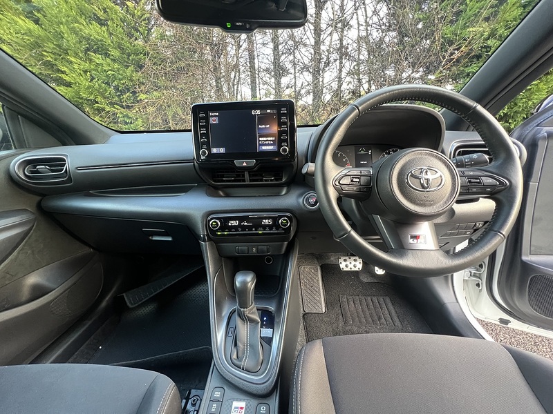 Toyota Yaris RS - U11560