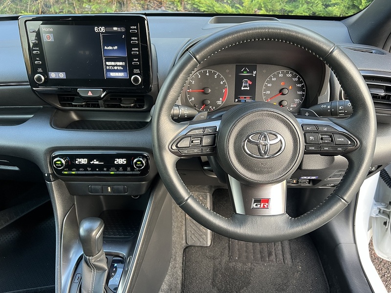 Toyota Yaris RS - U11560