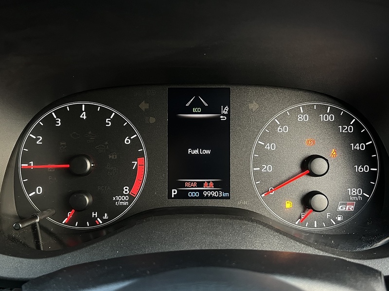 Toyota Yaris RS - U11560