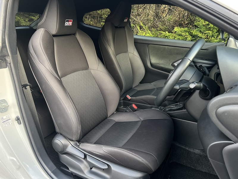 Toyota Yaris RS - U11560