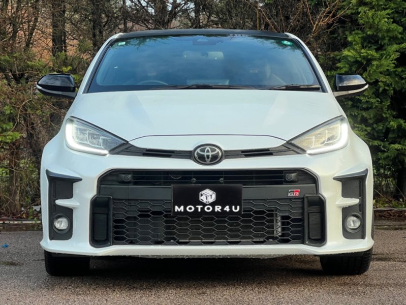 Toyota Yaris RS - U11560