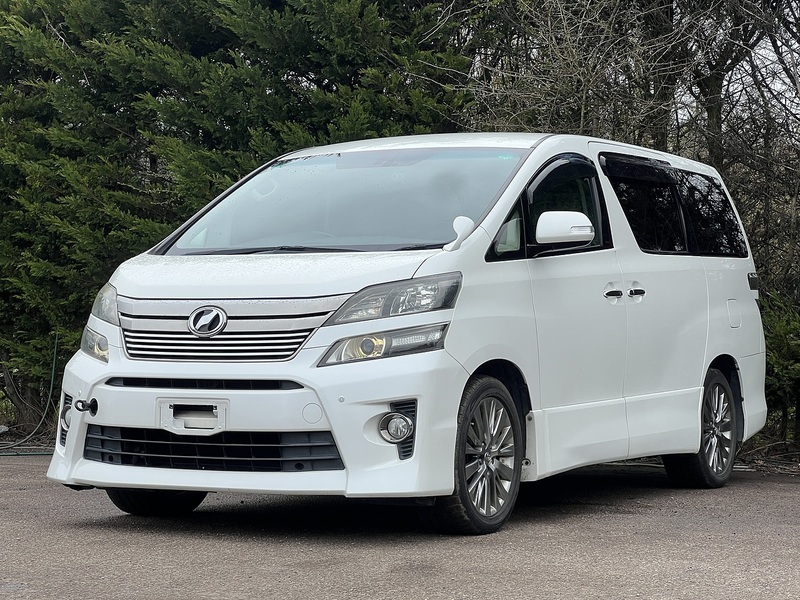 Toyota Vellfire 2.4Z Golden Eyes - U11561