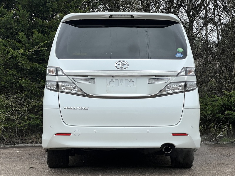 Toyota Vellfire 2.4Z Golden Eyes - U11561
