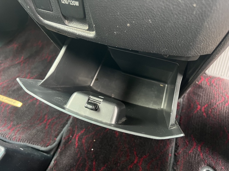Toyota Vellfire 2.4Z Golden Eyes - U11561