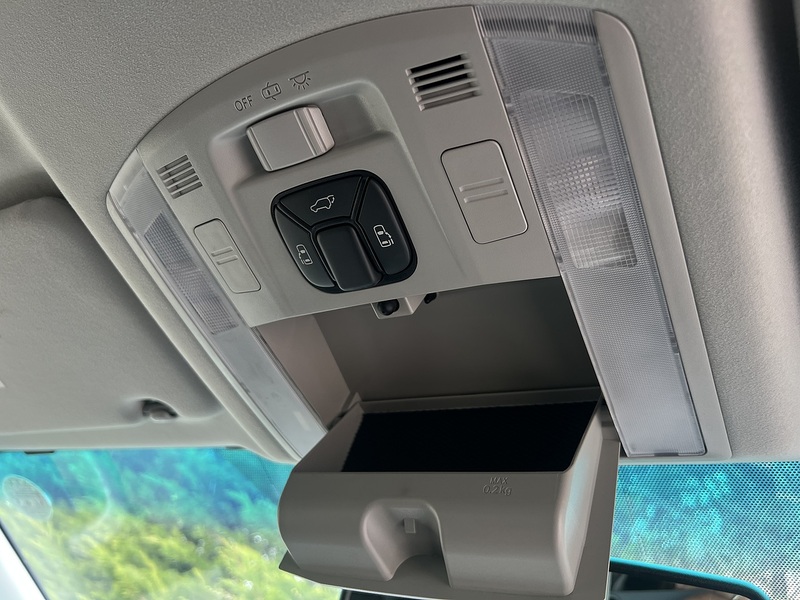 Toyota Vellfire 2.4Z Golden Eyes - U11561