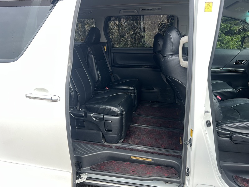 Toyota Vellfire 2.4Z Golden Eyes - U11561