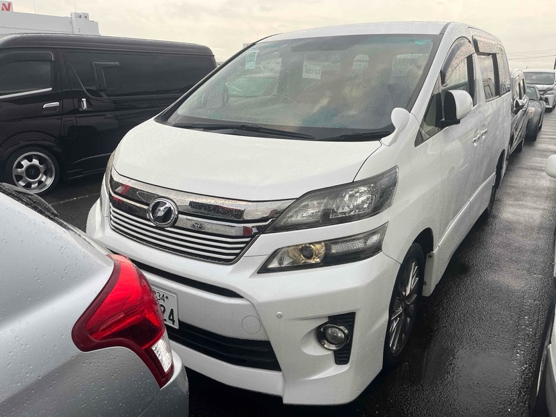 Toyota Vellfire 2.4Z Golden Eyes - U11561