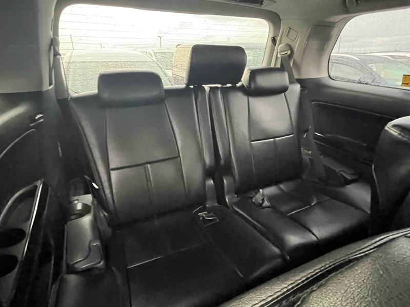 Toyota Vellfire 2.4Z Golden Eyes - U11561