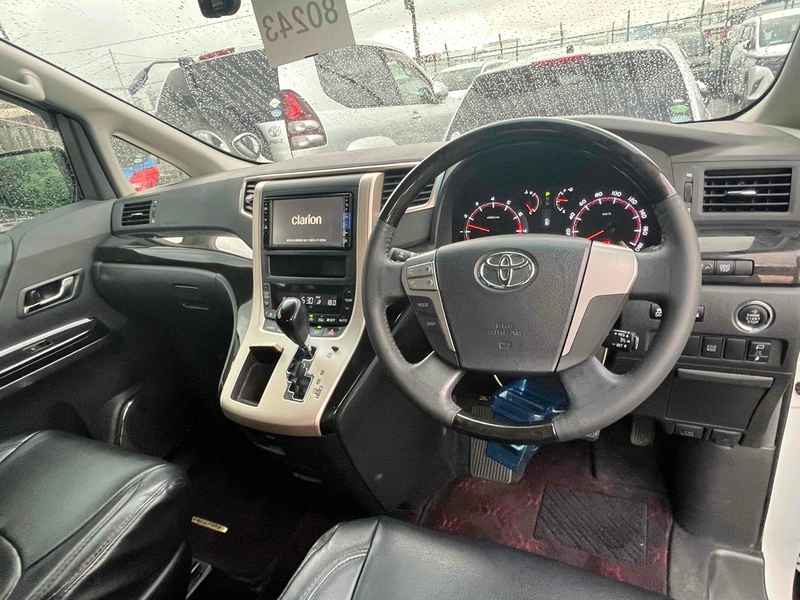 Toyota Vellfire 2.4Z Golden Eyes - U11561