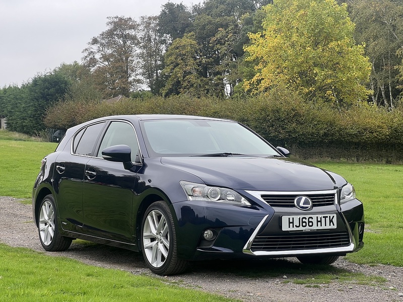 Lexus CT 200h Luxury - U11562