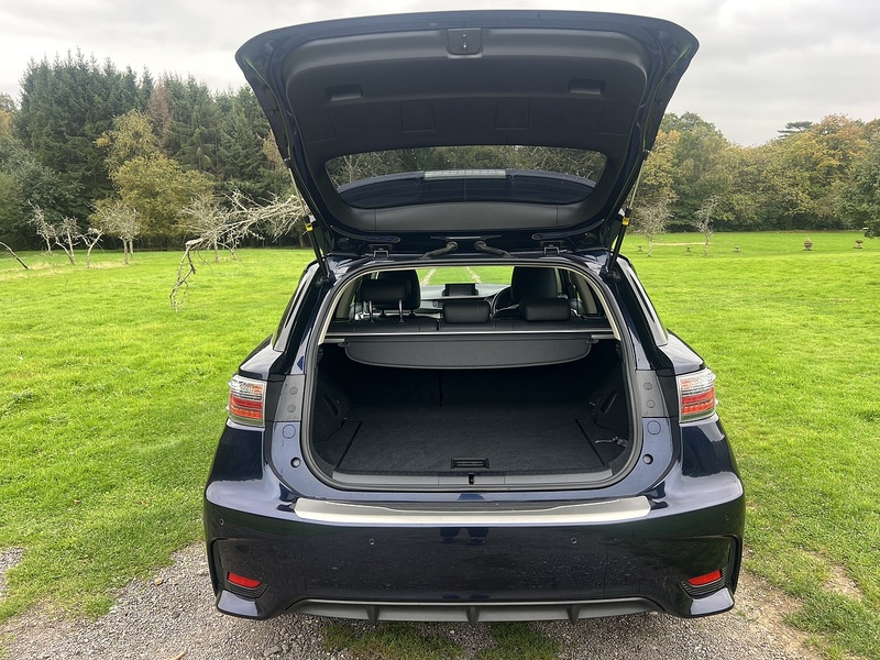 Lexus CT 200h Luxury - U11562