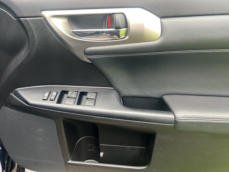 Lexus CT 200h Luxury - U11562