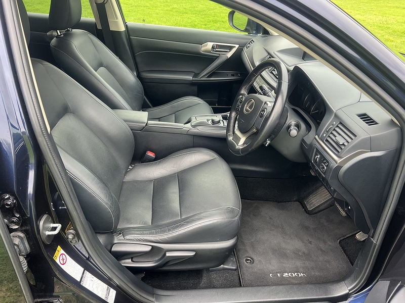 Lexus CT 200h Luxury - U11562