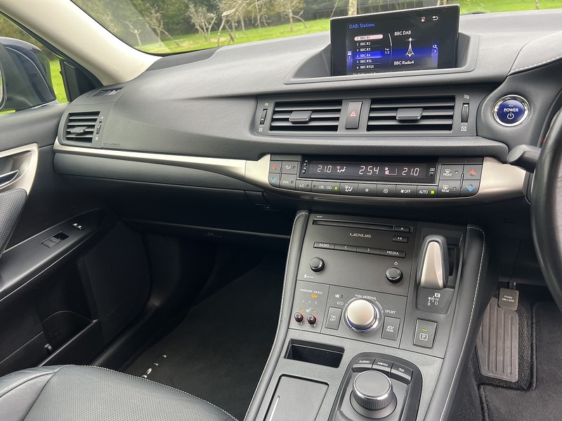 Lexus CT 200h Luxury - U11562