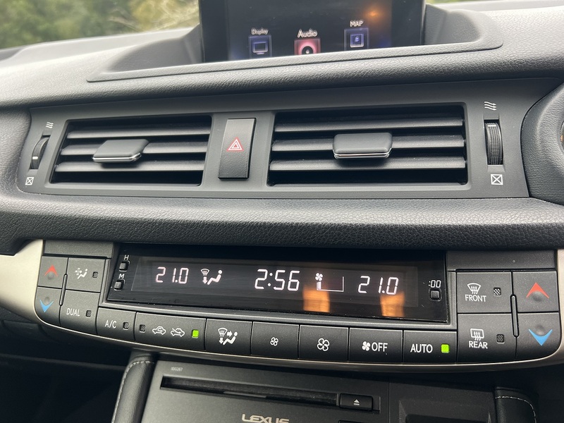 Lexus CT 200h Luxury - U11562