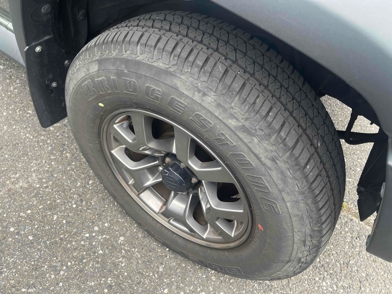 Suzuki Jimny Sierra 4WD JC - U11565