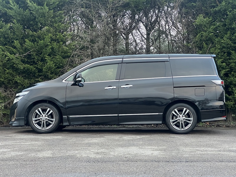 Nissan Elgrand 250 Highway Star Urvan Crom - U11566