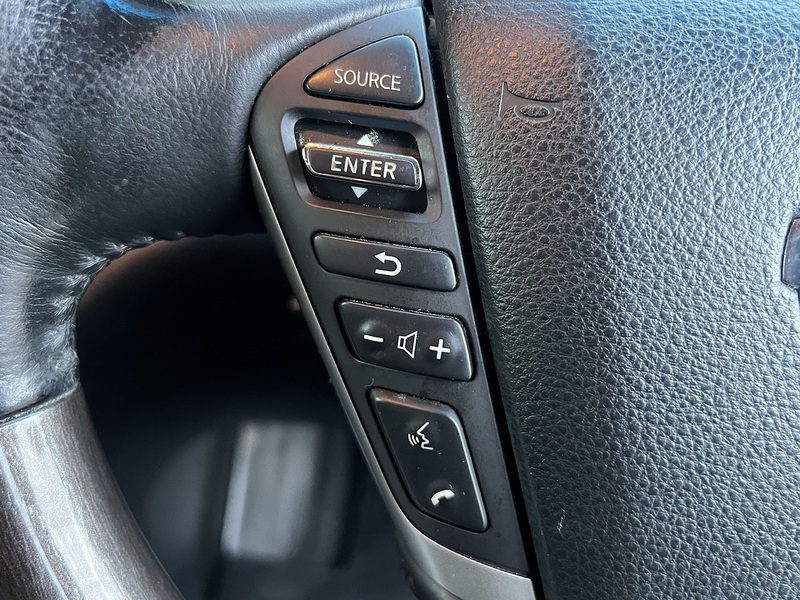 Nissan Elgrand 250 Highway Star Urvan Crom - U11566