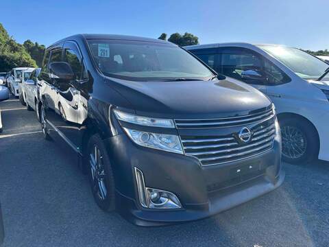 Nissan Elgrand 250 Highway Star 2.5 Automatic Petrol