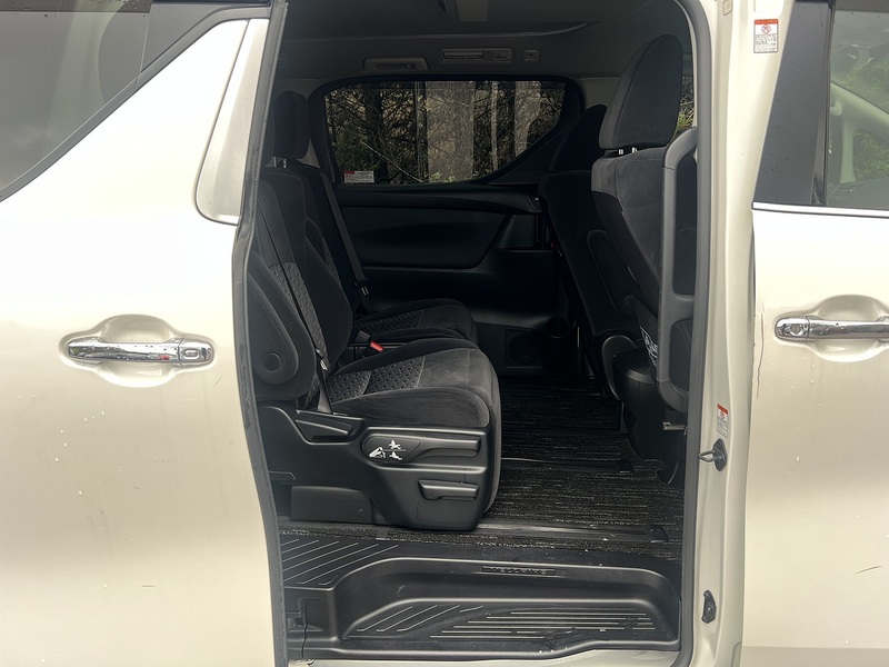 Toyota Vellfire 3.5ZA 4WD - U11567