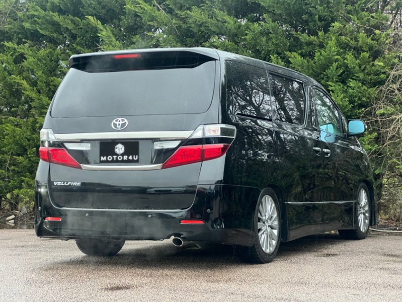 Toyota Vellfire 2.4 - U11568