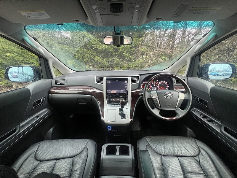 Toyota Vellfire 2.4 - U11568